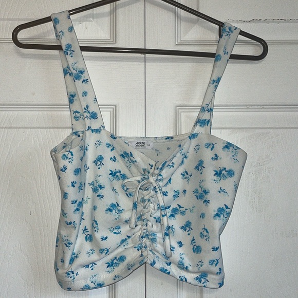 Flower tank top - Picture 1 of 3